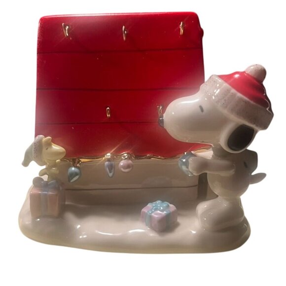 Lenox Snoopy's Christmas Decorations Porcelain Figurine With Gift Box NWB - Picture 7 of 9